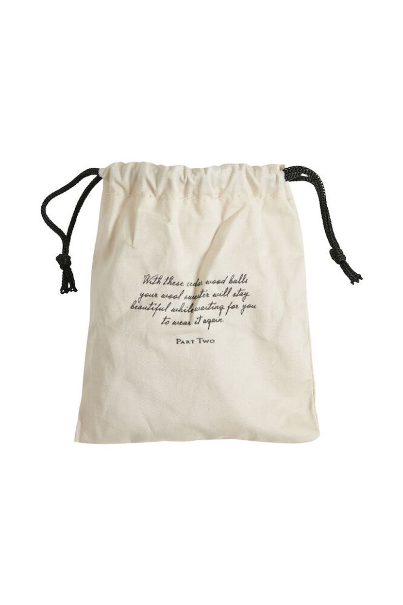 PART TWO Cedar Wood Balls 30302773