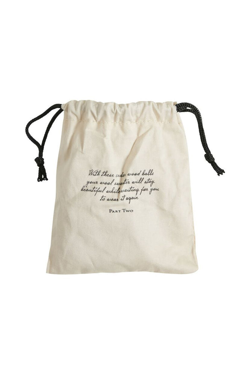 PART TWO Cedar Wood Balls 30302773