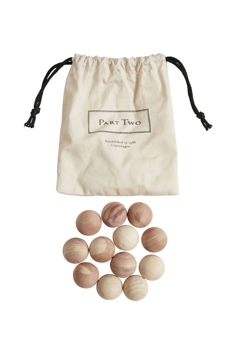 PART TWO Cedar Wood Balls 30302773