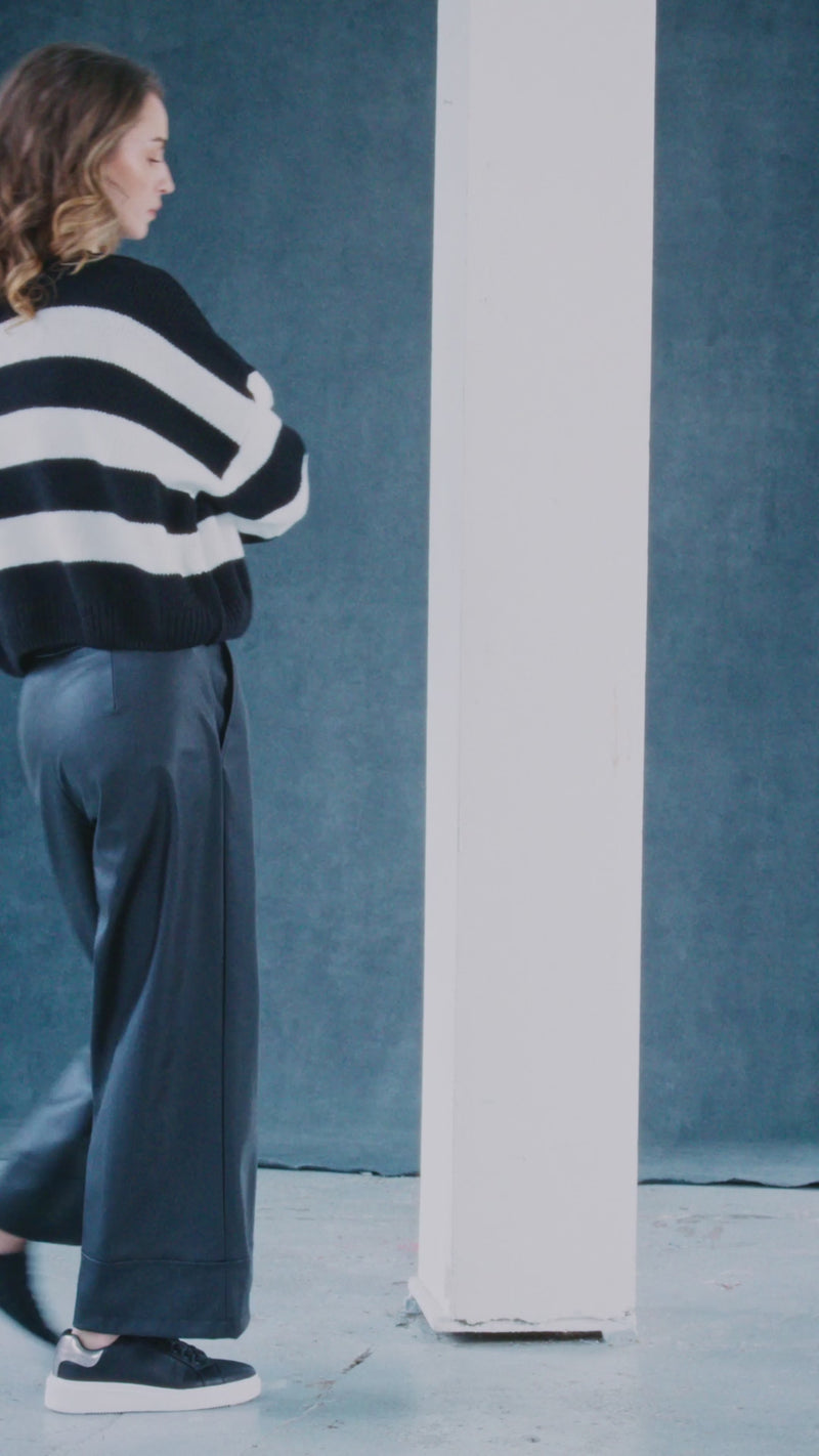 NAYA NAW25260 Wide leg leatherette trouser with band at hem